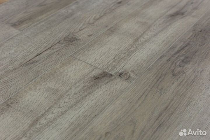 Кварц виниловый ламинат