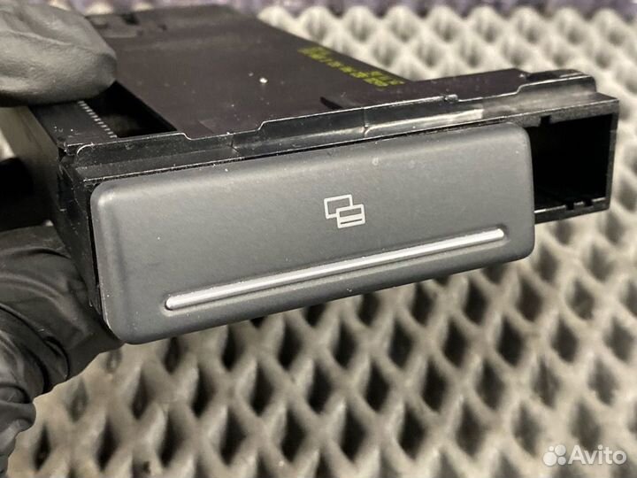 Карман Audi A4 B7 BFB 2006