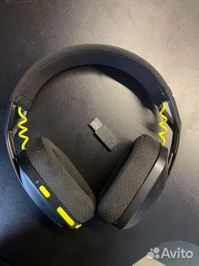 Беспроводные наушники