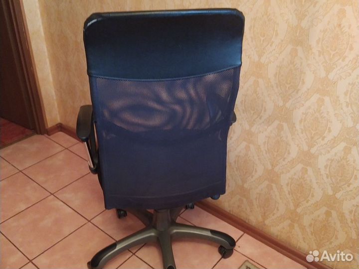 Компьютерное кресло