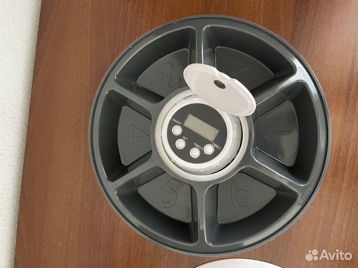 Автокормушка для кошек и собак