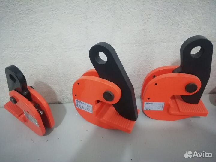 Захват горизонтальный 1 т