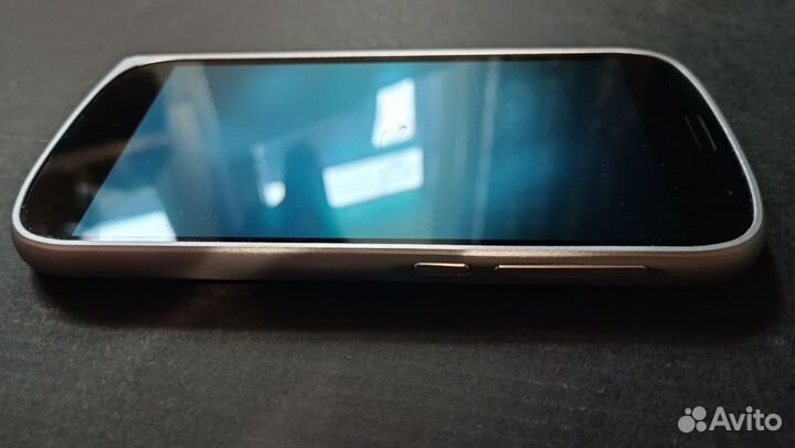 Yota YotaPhone 2, 2/32 ГБ