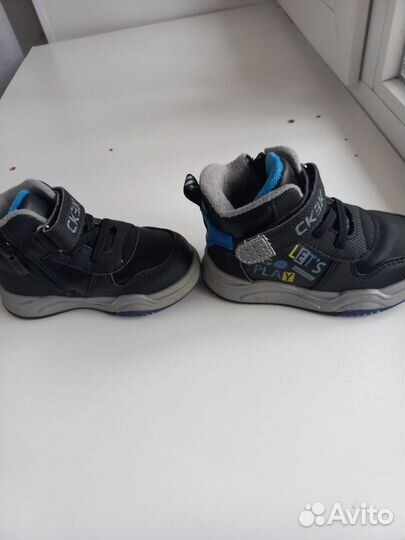 Ботинки р.23