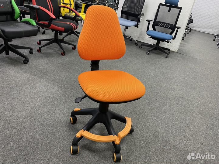 Детское компьютерное кресло для ребенка