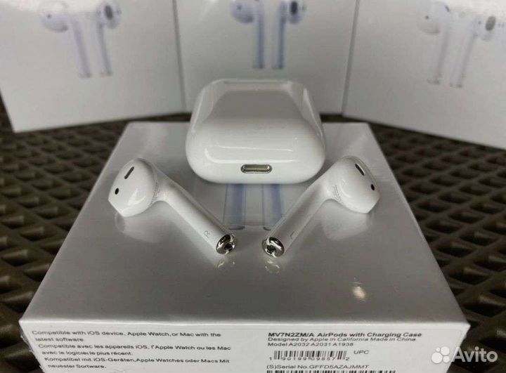 Новые беспроводные наушники AirPods 2