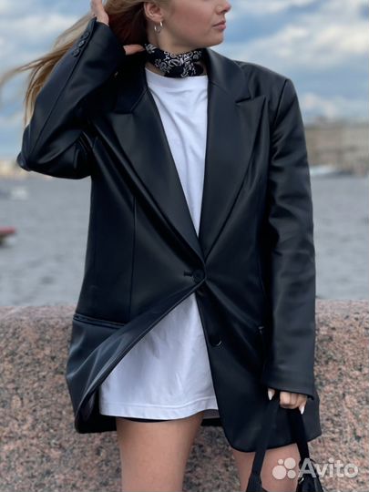 Жакет черный Zara из эко кожи