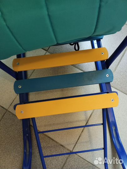 Санки со спинкой и колесиками