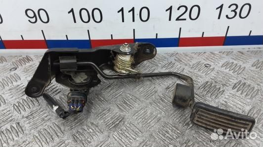 Педаль газа toyota RAV 4 ZCA2 (HBR01NW01)