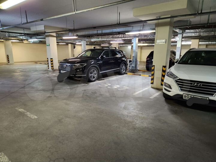 Машиноместо, 15 м²