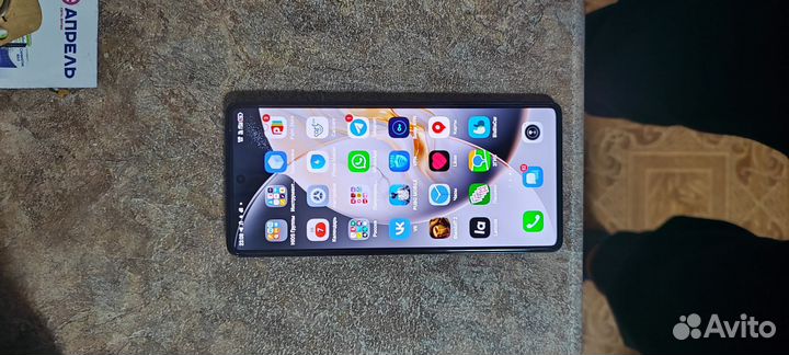 Tecno Camon 30, 8/256 ГБ