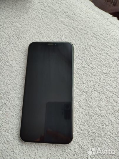 Телефон iPhone X