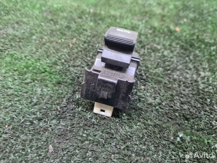 Кнопка стеклоподъемника Camry 40, Prado