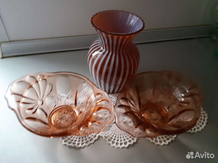 Цветное секло,хрусталь фруктовницы,конфетницы