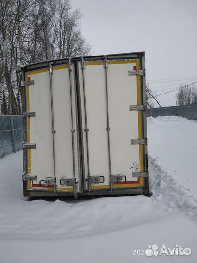 Ворота полуприцеп рефрижератор