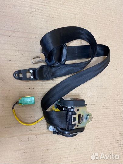 Ремень безопасности передний правый Volkswagen