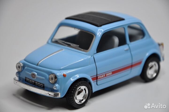 Модель автомобиля Fiat 500 металл
