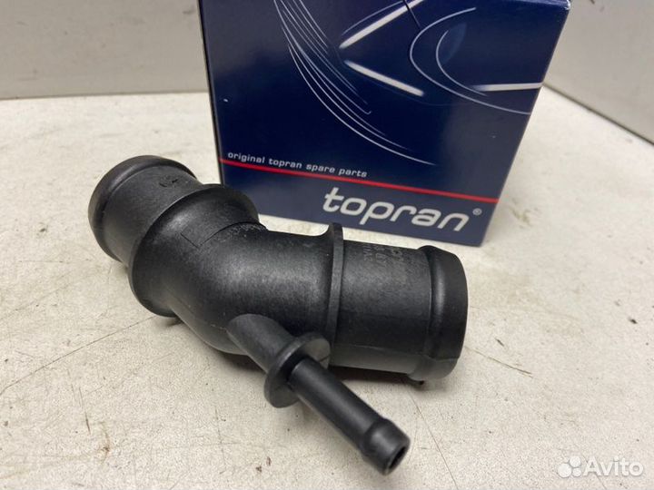 Фланец системы охлаждения Volkswagen Golf Iv/Bora