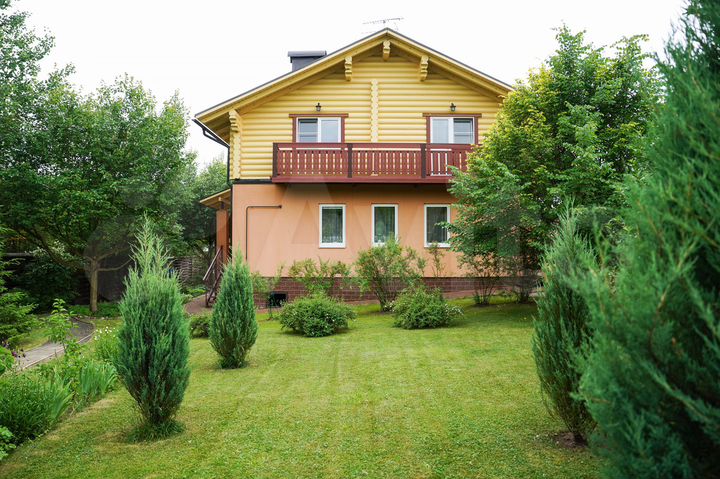Дом 182,8 м² на участке 20 сот.