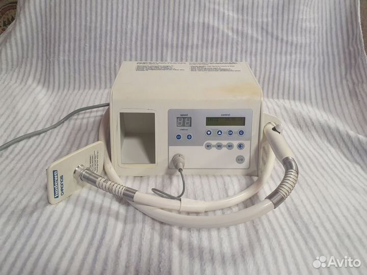 Аппарат для педикюра и маникюра с пылесосом