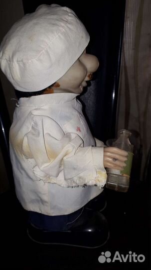 Доктор айболит миханический на баторейках винтаж