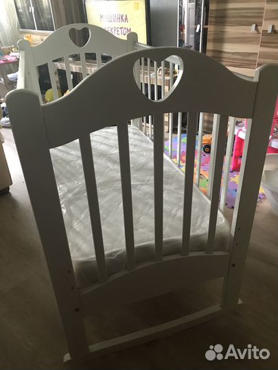 Продаётся детская деревянная кроватка