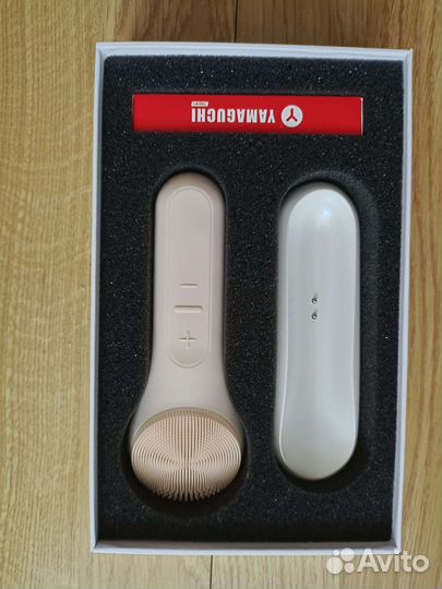 Прибор для очистки кожи и массажа лица yamaguchi