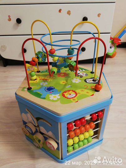 Деревянный бизиборд