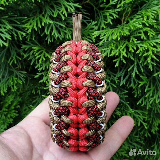 Браслет из паракорда 