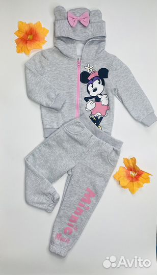 Костюм тройка для девочки новый