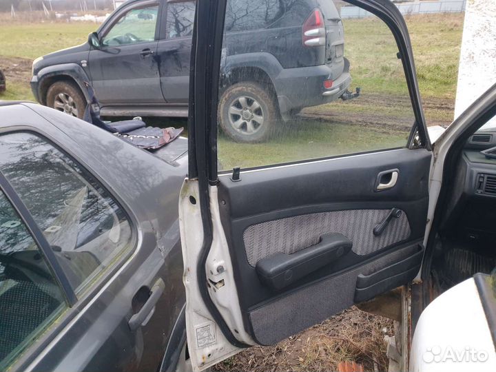 Дверь водительская galant 6