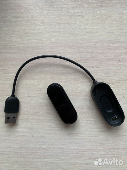 Фитнес-браслет ми бенд 4