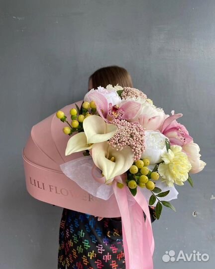 Цветы в колясочке на выписку малыша