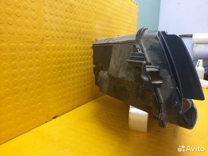 Фара передняя левая Skoda Karoq djka 2020