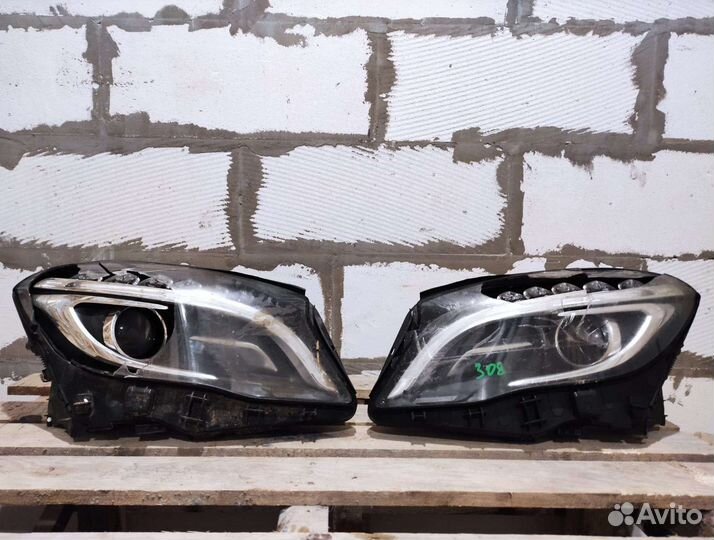 Фара правая левая Mercedes GLA 2013-17