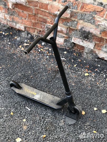 Трюковой самокат tech team duker 101