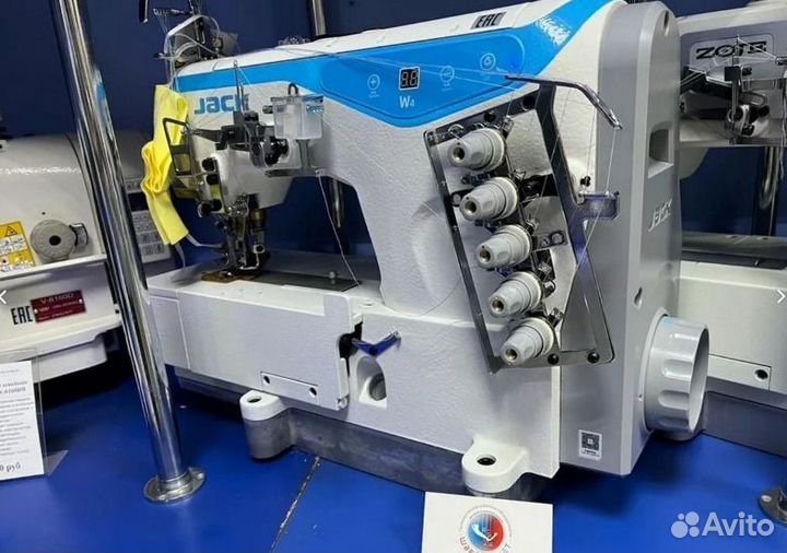Плоскошовная швейная машина Jack W4-D-01GB 5,6 мм