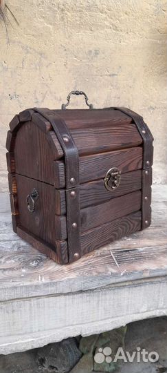 Шкатулка сундучок