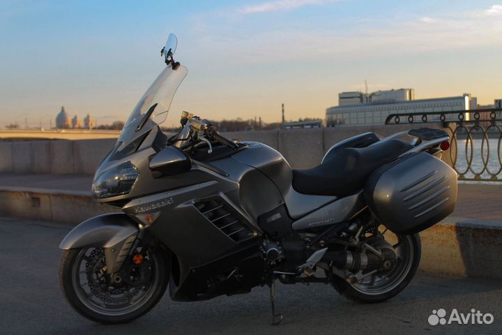 Kawasaki GTR 1400 (concours 14)