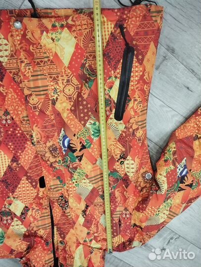 Куртка зимняя спортивная