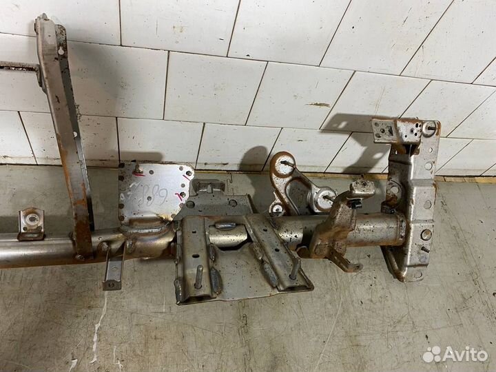 Усилитель торпедо Chevrolet Evanda 2004-2006