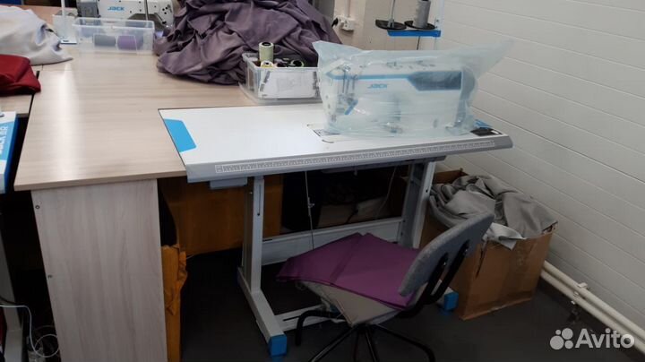 Стол для швейной машинки