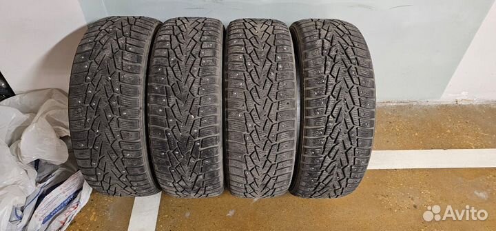 Nordman 7 215/60 R17 100T