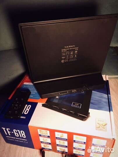Цифровая фоторамка texet TF-618