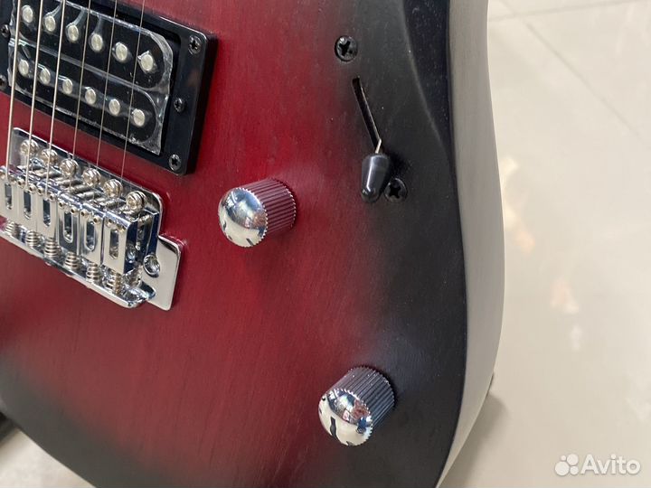 Cort X100 Электрогитара