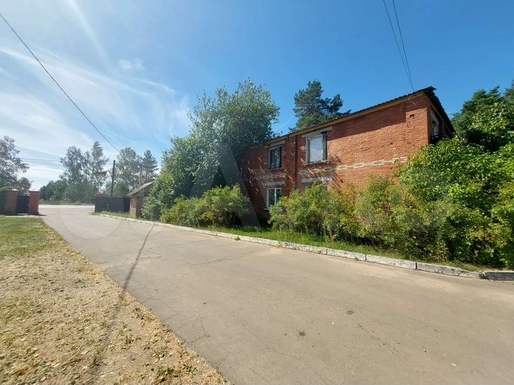 Здание, 1200 м²