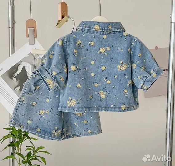 Костюм для девочки новый
