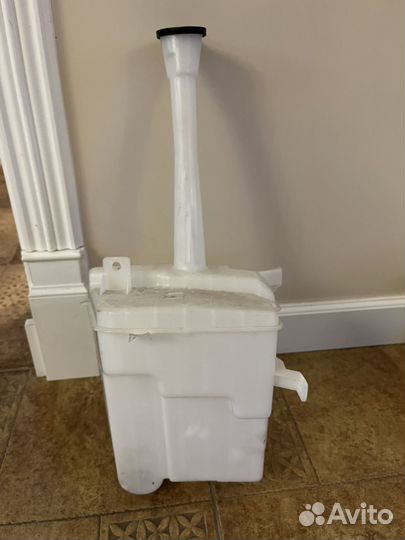 Бачок омывателяТойота Королла