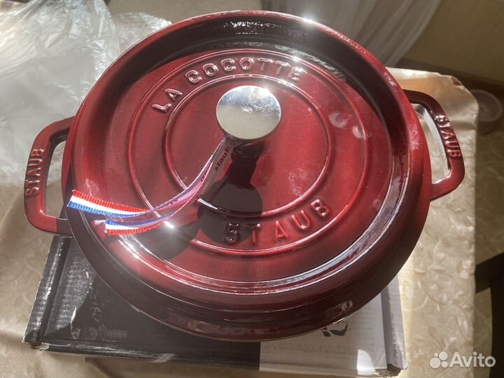 Кастрюля чугунная staub 26см