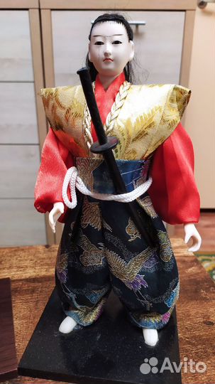 Японская кукла
